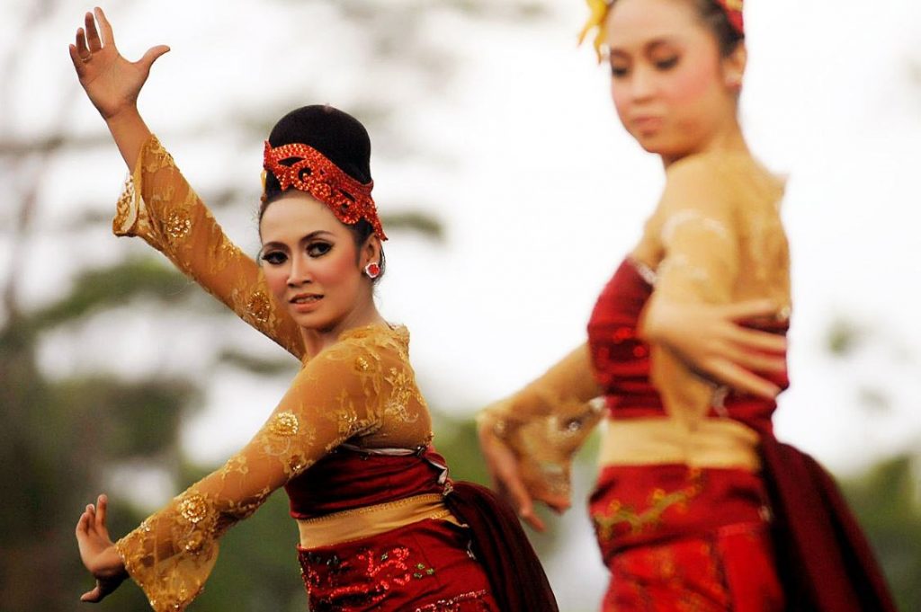 Tari Jaipong Tarian Indonesia Yang Mendunia